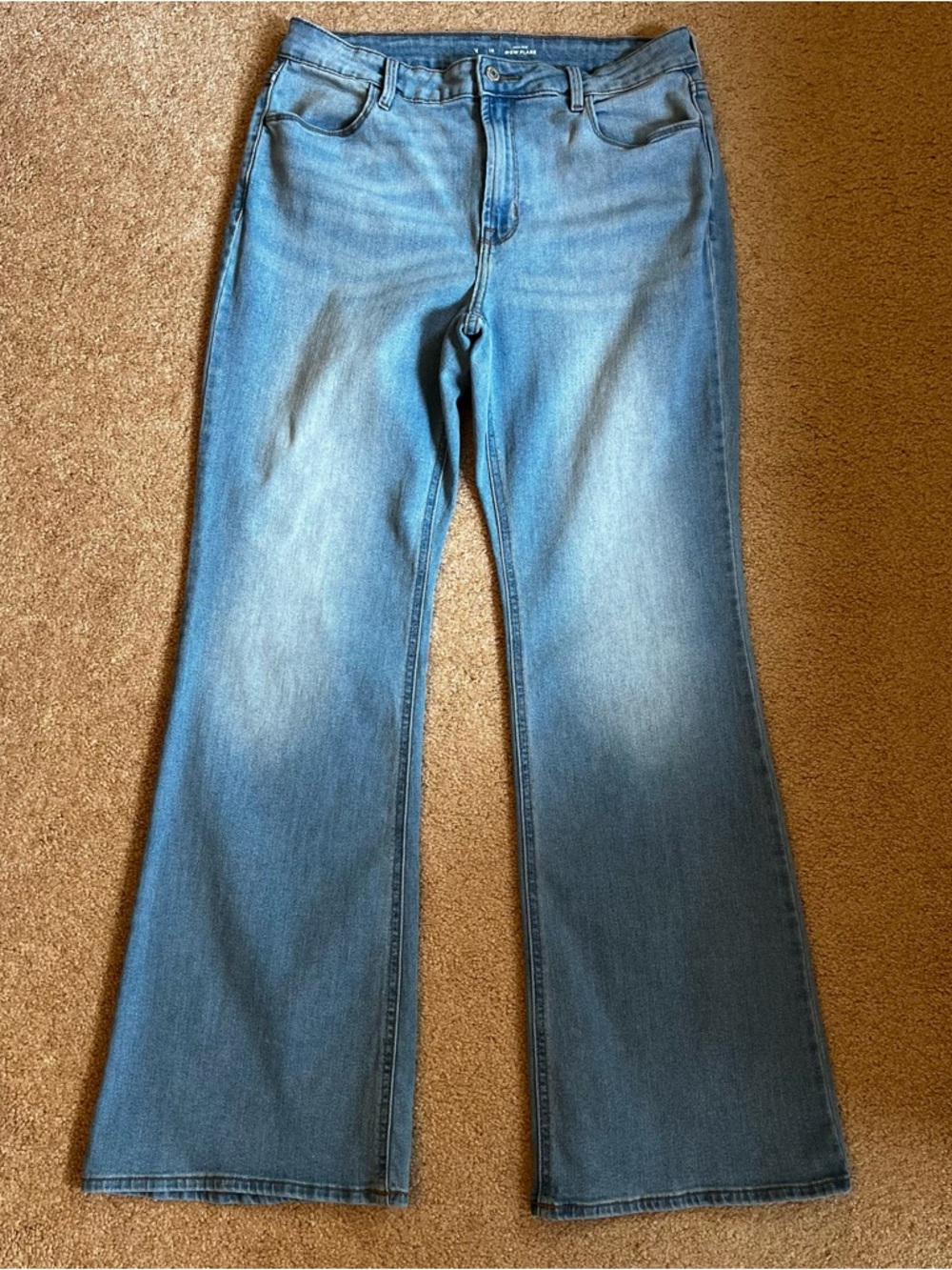 Old Navy High Rise WOW Flare Jeans, Size 10